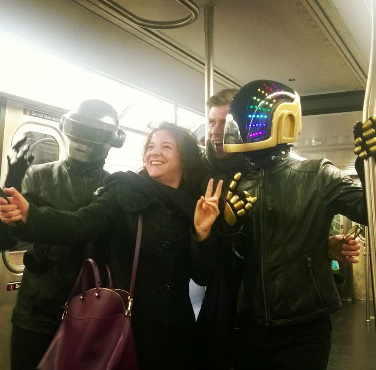 daftfunkee's tweet photo. @daftpunk @oficailDaftpunk @WizardWorld #cosplay #daftpunk #daftfunk #selfie #subway #nyc #newyear #2016 https://t.co/LLkZjStCdc