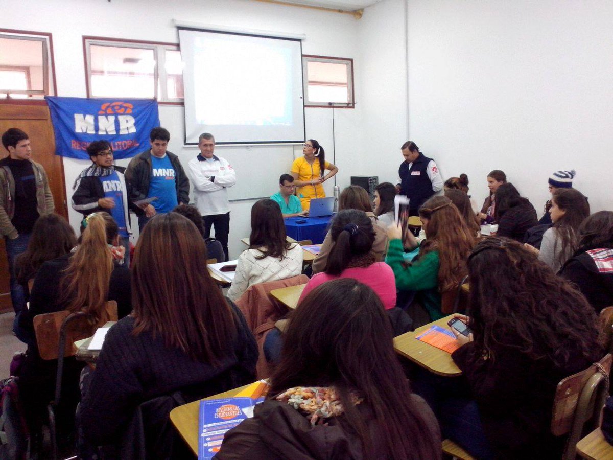 mnr_fbcb's tweet photo. #CursoRCP #PrimerosAuxilios 
ARRANCO EL 1er CURSO CON AULA LLENA
 #TrabajandoDesdeElPrimerDIA
 #MNRPresidencia https://t.co/pcYy3Br77o