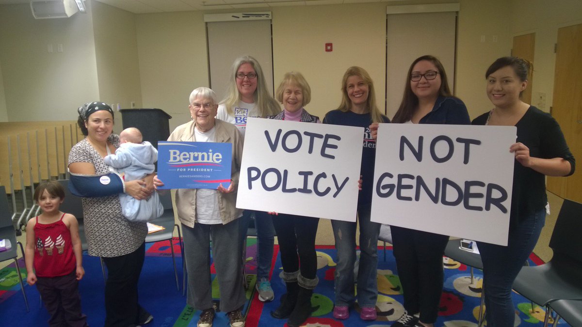 carriechelle1's tweet photo. @NBCPolitics 40 yr old Dem woman here voting policy, honesty &amp; integrity=BERNIE  #VotePolicyNotGender #BernieorBust https://t.co/fOMOWtlulA
