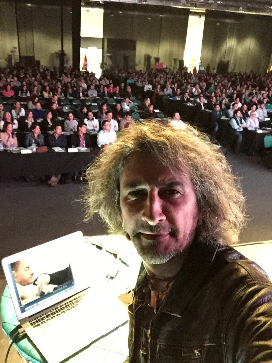 gabymenta's tweet photo. Mi paso por #EXMA2015 @ExmaBolivia ... Mañana la edicion #2016 no te la podes perder #Bolivia #SantaCruzdeLaSierra https://t.co/H7802O6ByT