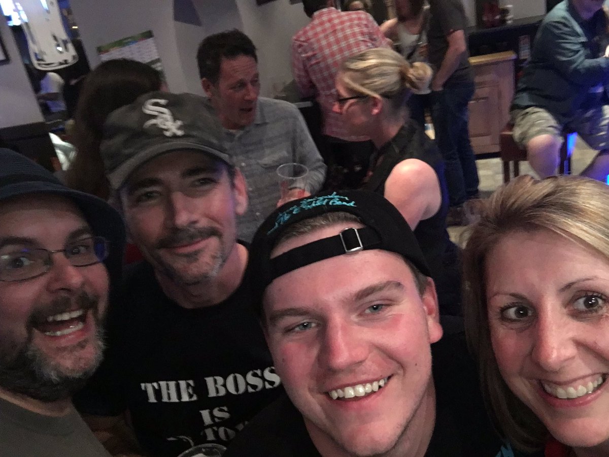 Mookers06's tweet photo. @estreeter78 @bakesdave2994 @chocmurph thanks for an awesome time after #Springsteenwembley https://t.co/Z1PanyCtpy