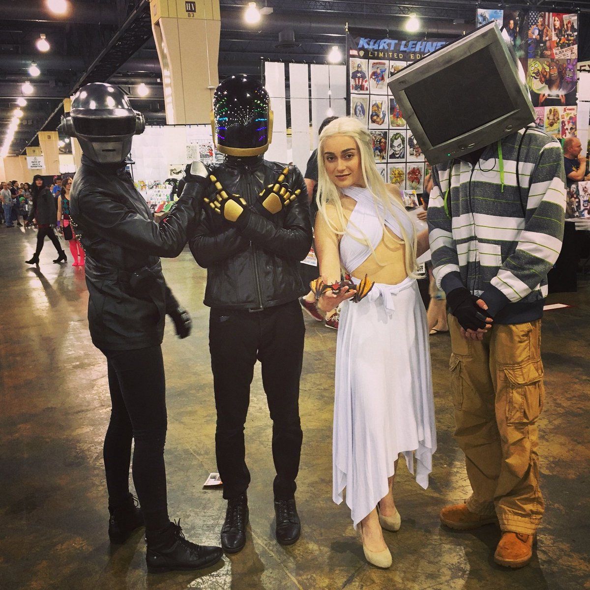 daftfunkee's tweet photo. @daftalive @daftpunk @oficailDaftpunk @WizardWorld #cosplay #conlife #daftpunk #daftfunk #WizardWorldPhilly #philly https://t.co/1wgtDsw2iD