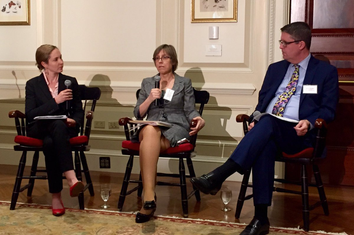 BUonCities's tweet photo. Julie Dahlstrom @BU_Law, Dr Sondra Crosby @The_BMC & @BiblioSzabo @LAPublicLibrary on building inclusive services https://t.co/xnDmxYaEh2
