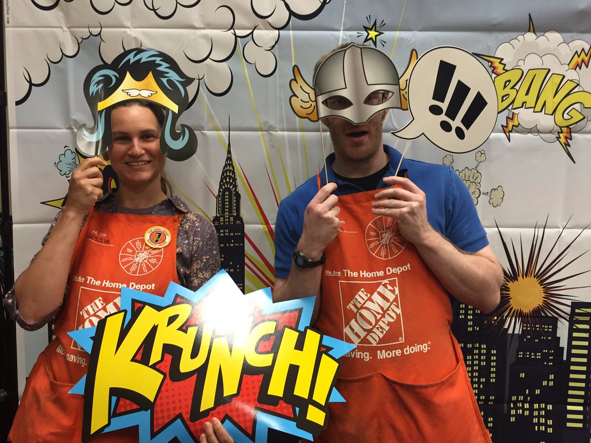 _zrossi's tweet photo. Super hero photo booth is the most fun activity yet!! #ourorangefamily having fun together again 😊 https://t.co/jE7sY6ze0L