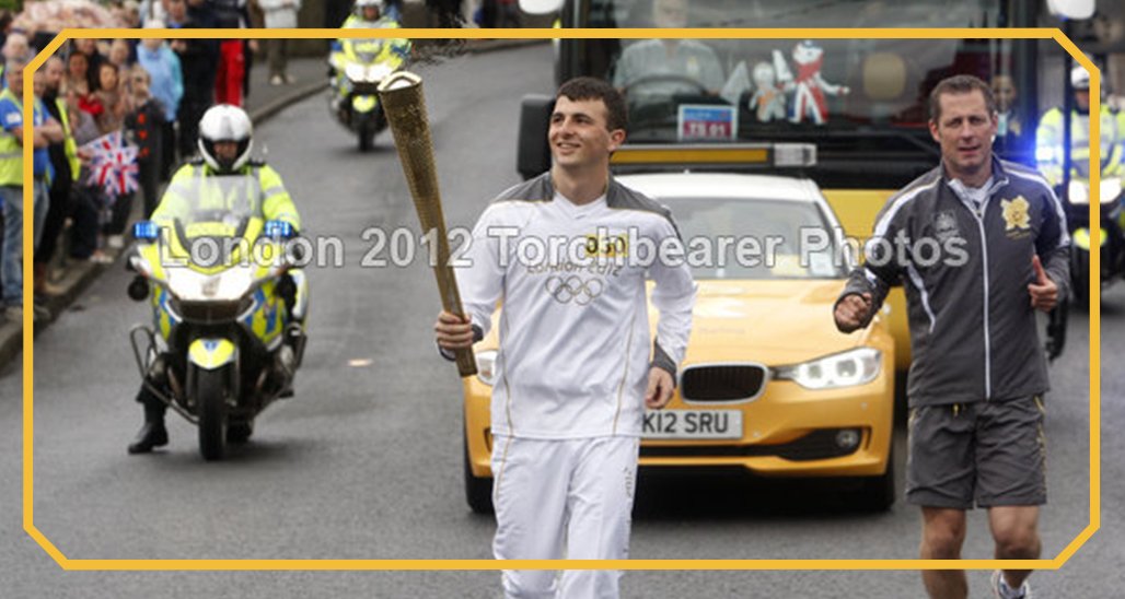 CapturetheEvent's tweet photo. #ReigniteTheMemory @cmacduff1 of your #London2012 torch bearer experience :-) #Maybole https://t.co/oq7NxO2WK6 https://t.co/fuYKkF30Yq