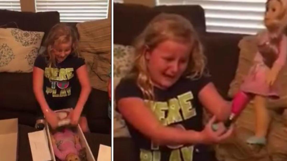 TelemundoPR's tweet photo. Video viral: niña con prótesis recibe una muñeca especial - https://t.co/8hnRFvOeN3 https://t.co/2gNknXSP2Y