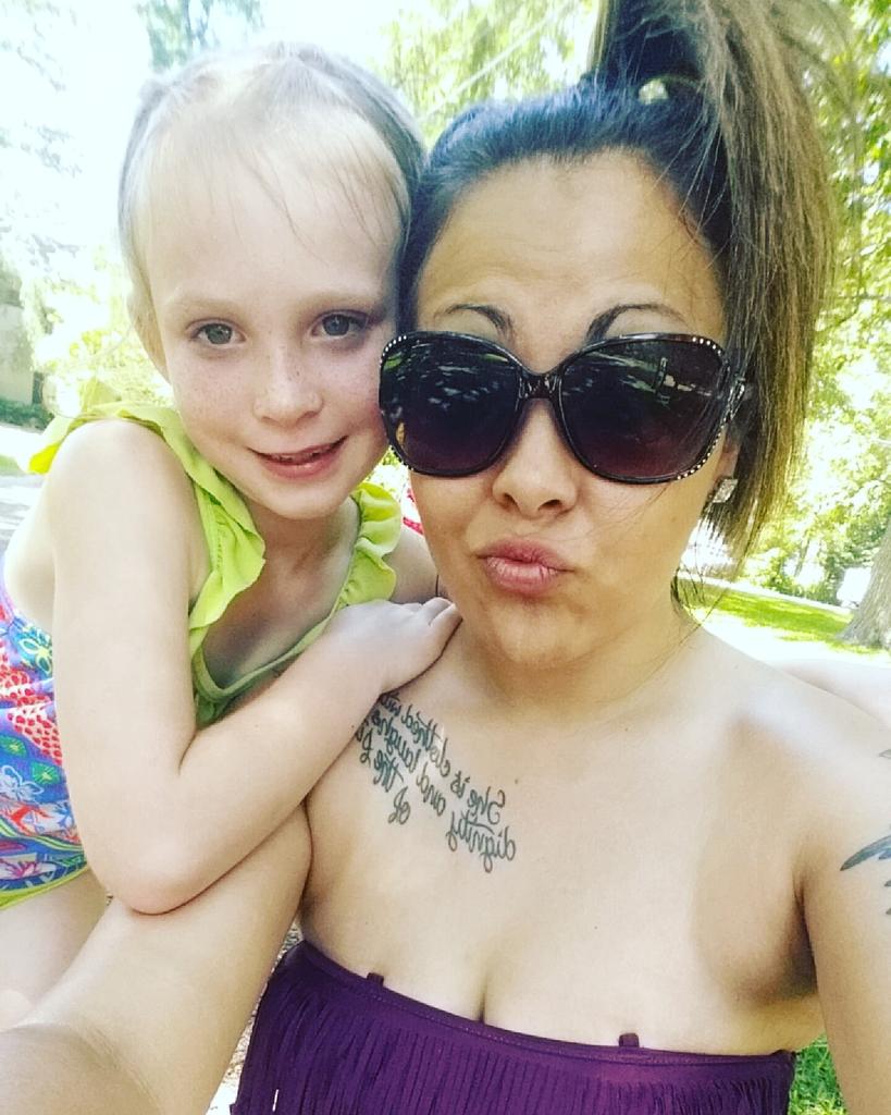 AshleyMuehl2's tweet photo. #summer2016 #mybabies #mywholeworld https://t.co/N0Bcgd8eDW