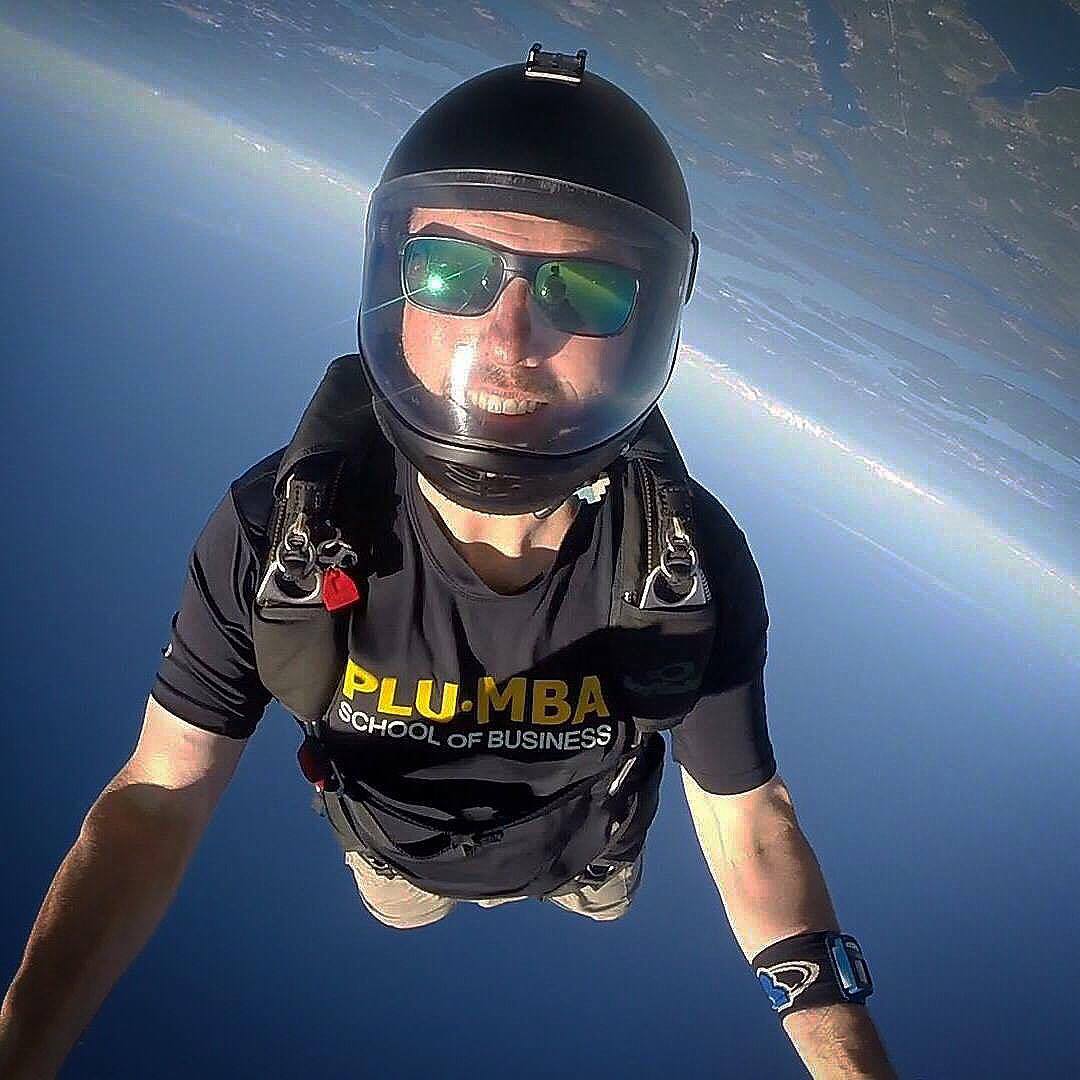 Check out this awesome picture from 2013 MBA alum Keith Dashofy! Go Lutes!