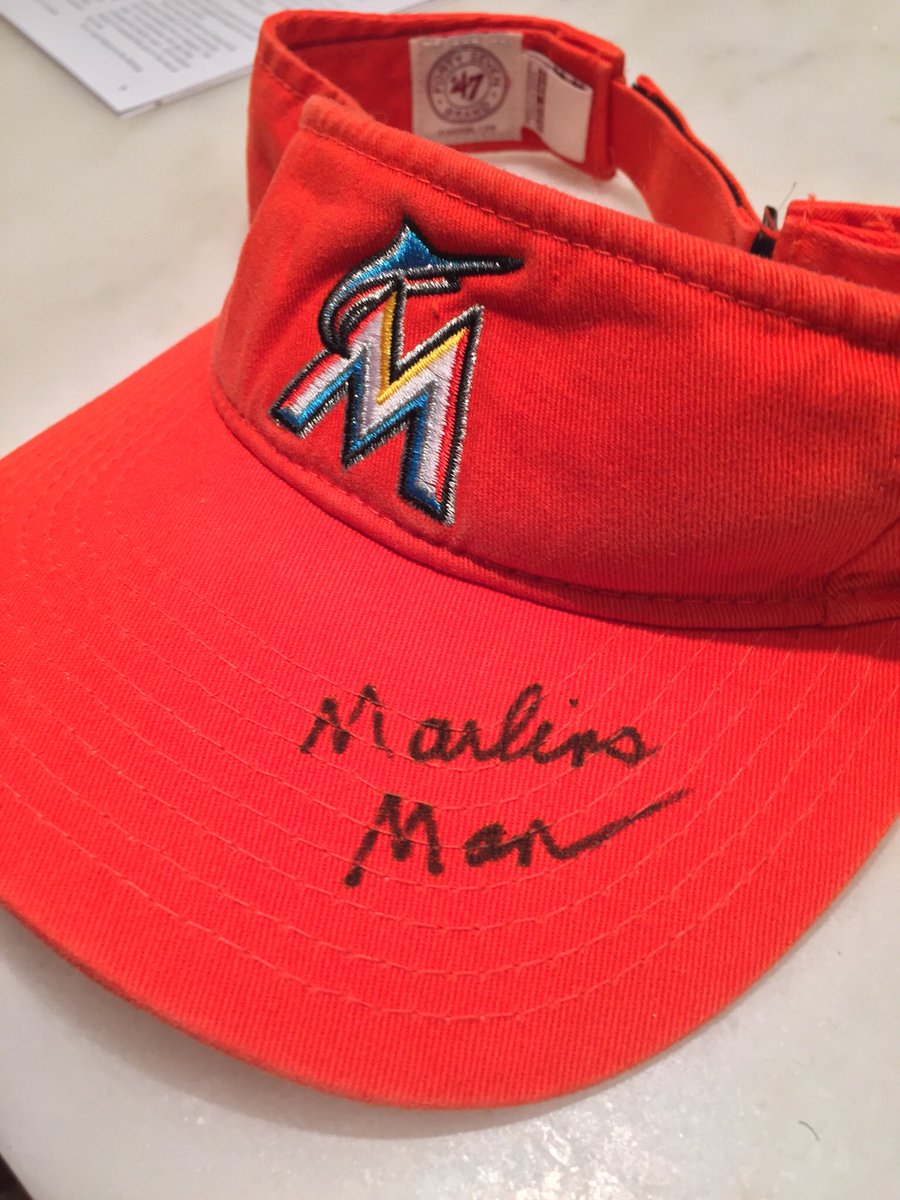 ServingUpACure's tweet photo. Thank you so much to @Marlins_Man for paying it forward and donating the big ticket item for our silent auction! https://t.co/2UXka4V30R