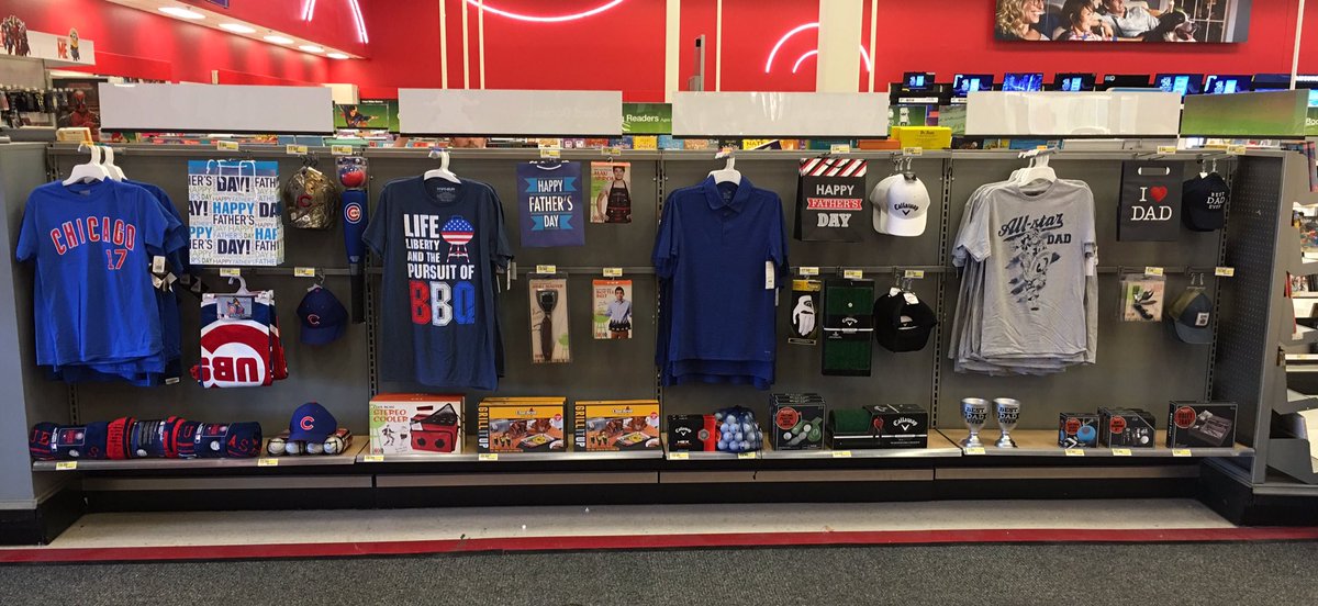 DeannaBrian's tweet photo. @DarrowDaniel makes shopping for Dad simple at T880!! #makeiteasy https://t.co/PjTRF3wLvf
