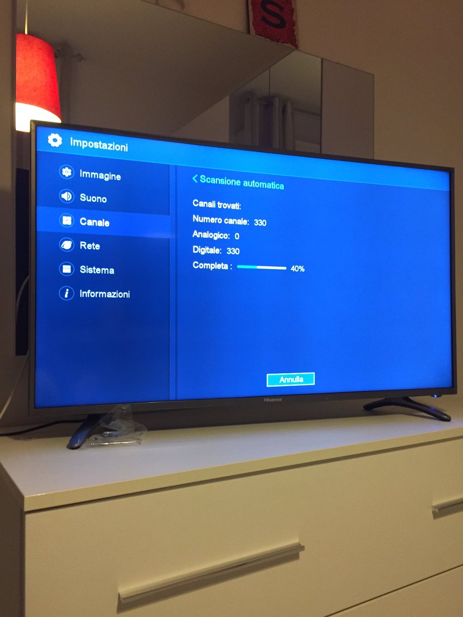 Sararotondo_'s tweet photo. Regalo di compleanno 😎😏 #felice #smarttv #finalmentemia https://t.co/QG2f7u4He9