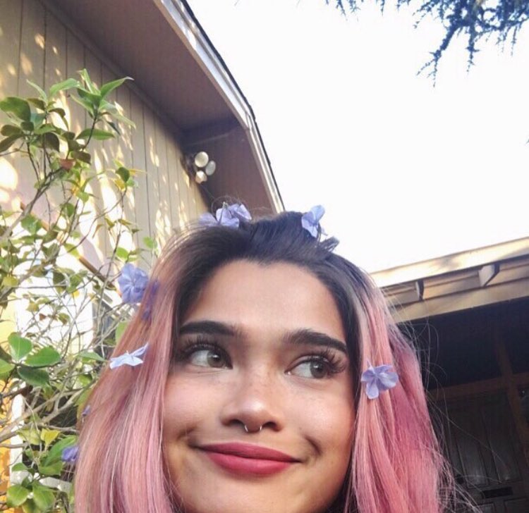 SerMooreSS's tweet image. It's your girl Serena Moore xx