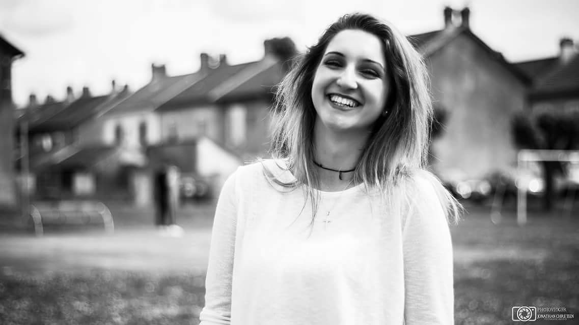 MiniMars54's tweet image. La photographie c'est ma façon de redonner un sourire à un monde en deuil. Merci Préscillia pour le shooting !