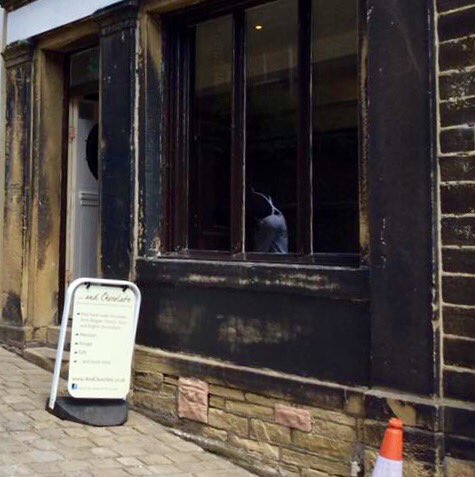 andChocolateUK's tweet photo. Rare footage of an #umpalumpa working in my #chocolate #shop. #Haworth #mainstreet #yorkshire #willywonka #bronte https://t.co/BbYoHq4x50