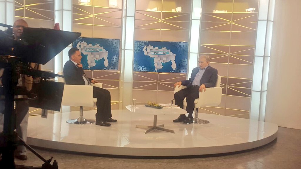 PoliSanJoaquin's tweet photo. VEA mañana por @TelevenTV al Dir. de Poli San Joaquín con Carlos Croes a las 5:45am y al mediodía en el Noticiero. https://t.co/0FvAX8vONN