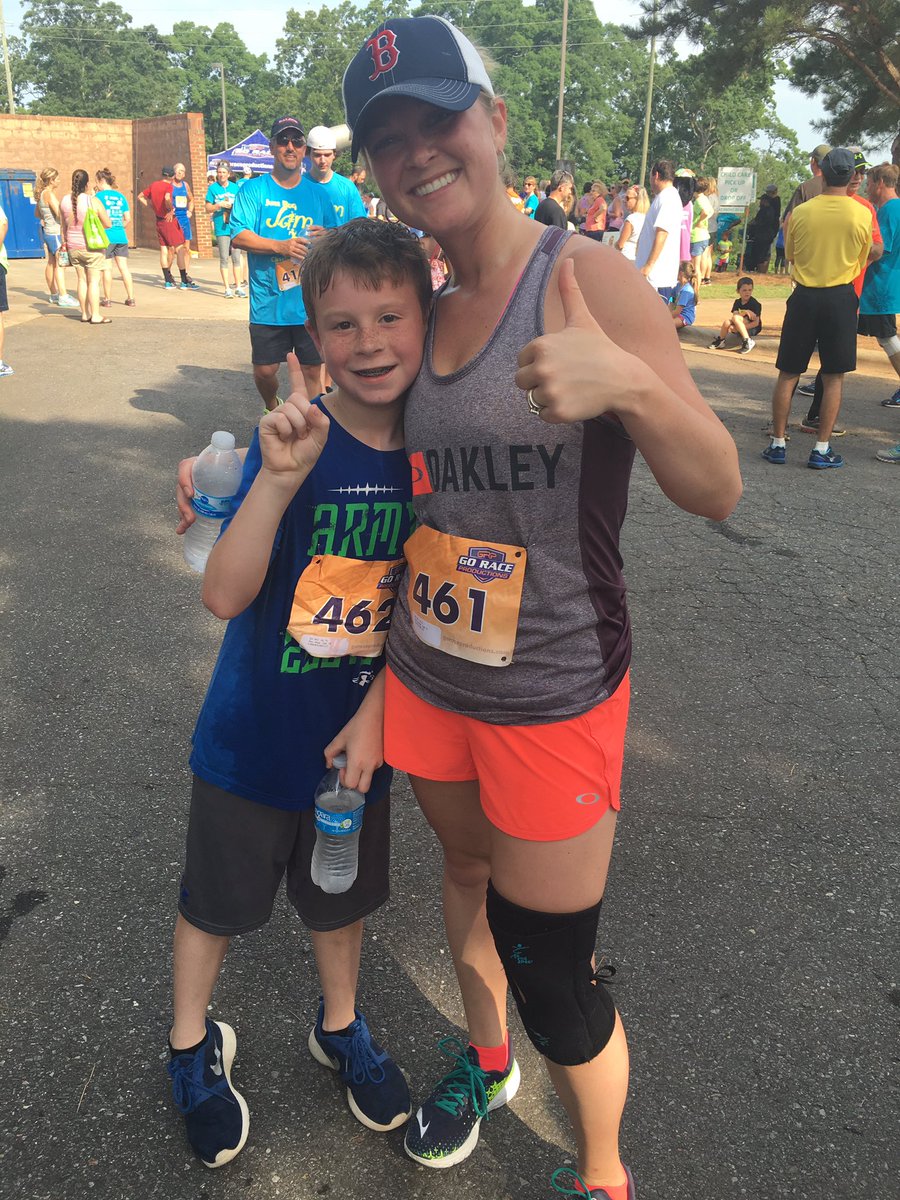AshleaG1106's tweet photo. Me & my boy after his 2nd 5k #JuneBugJam at the #DoverFoundationYMCA #mothersonbonding #oakley https://t.co/ZTc1H0Y234