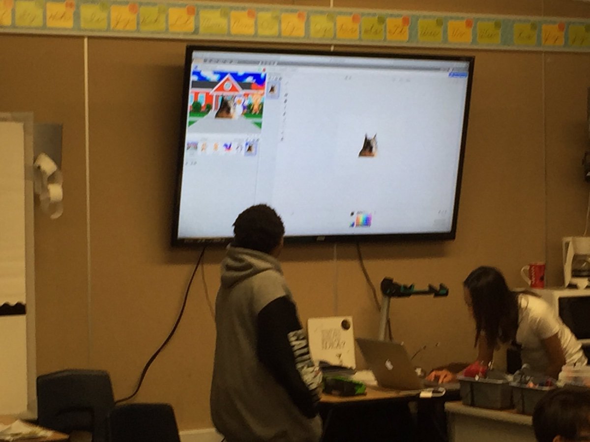 LincolnParkES's tweet photo. Thank you, Dorothy, for showing coding software to LPES Ss & getting them excited about CS! #lpeslionsroar #stem https://t.co/zD5um9GIPb