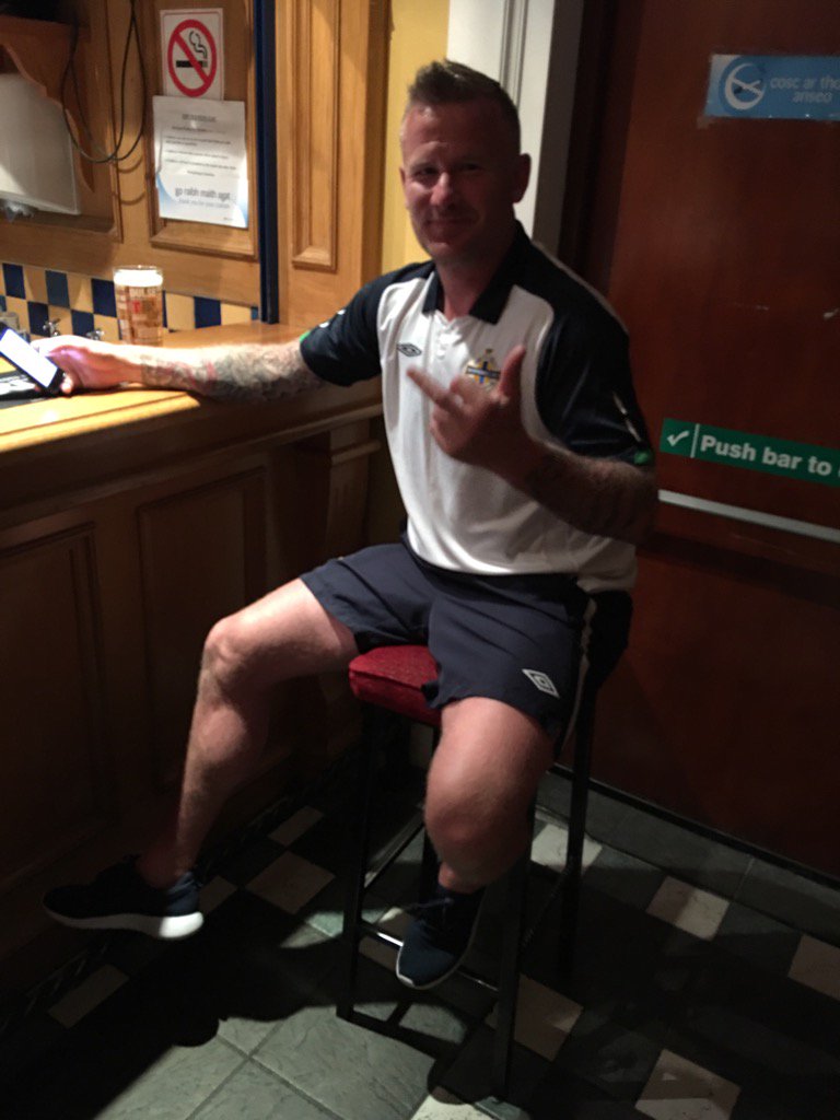 aarondness's tweet photo. Another full kit wanker @Full_KitWanker https://t.co/US7rnKXDx3