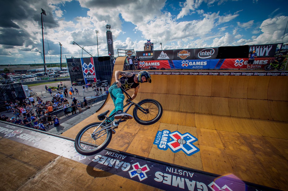 👊👊👊 RT <a href="/rockstarenergy/">Rockstar Energy Drink</a>: Shout out to <a href="/simontabron/">Simon Tabron</a> who took silver in BMX Vert! 💥
