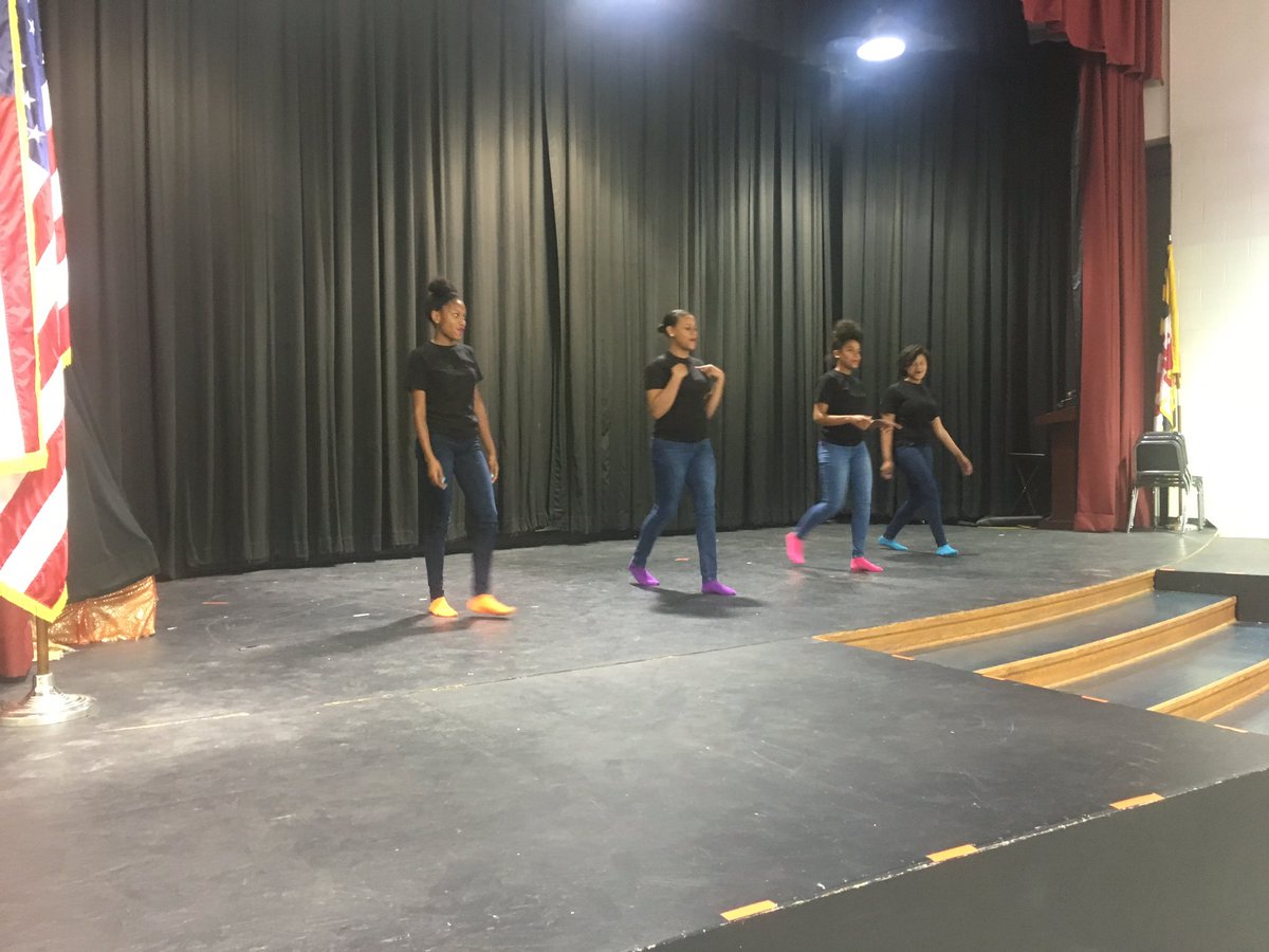 Jill Mills tweet media