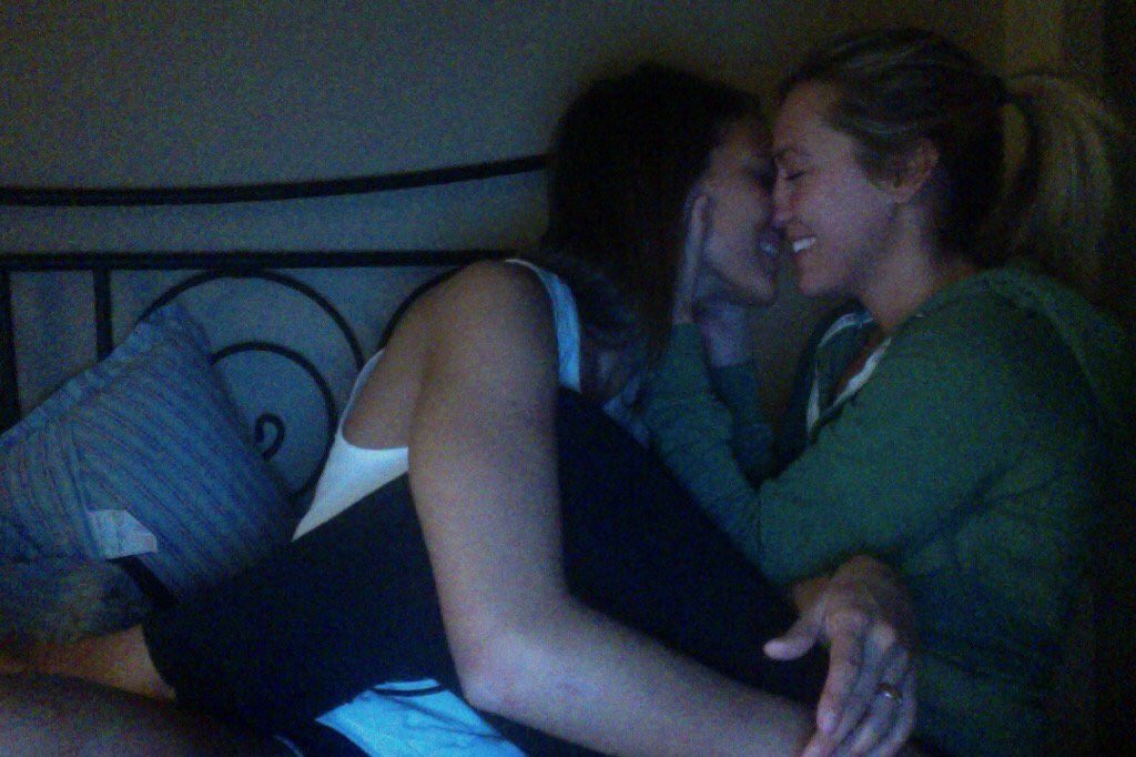 AdverseBIoom's tweet image. 