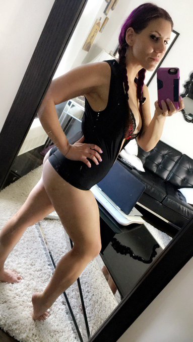 That ass. https://t.co/ryy84Ze2ku<a href="/tag/mindfuck"class="tags"><span>#mindfuck</span></a><a href="/tag/edging"class="tags"><span>#edging</span></a>