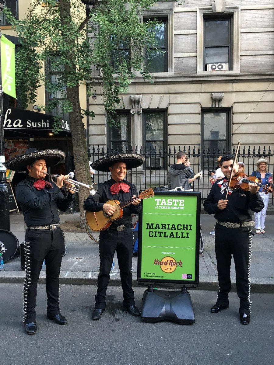 Dance with your dinner as #NYC street performers, presented by  @HardRockCafeNYC, play festive tunes at #TasteTSq!, image size:900x1200