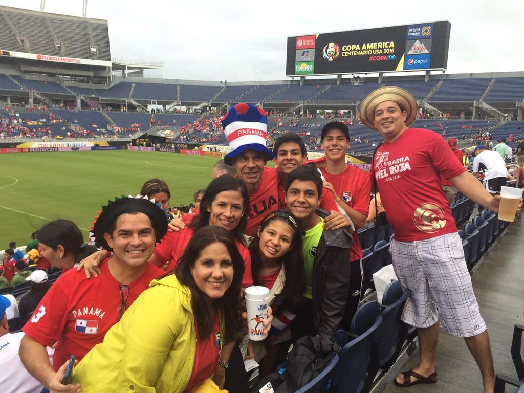 BarraPielroja's tweet photo. #SoyPielRoja #PanamaMakingHistory https://t.co/MVR0qG7mRw