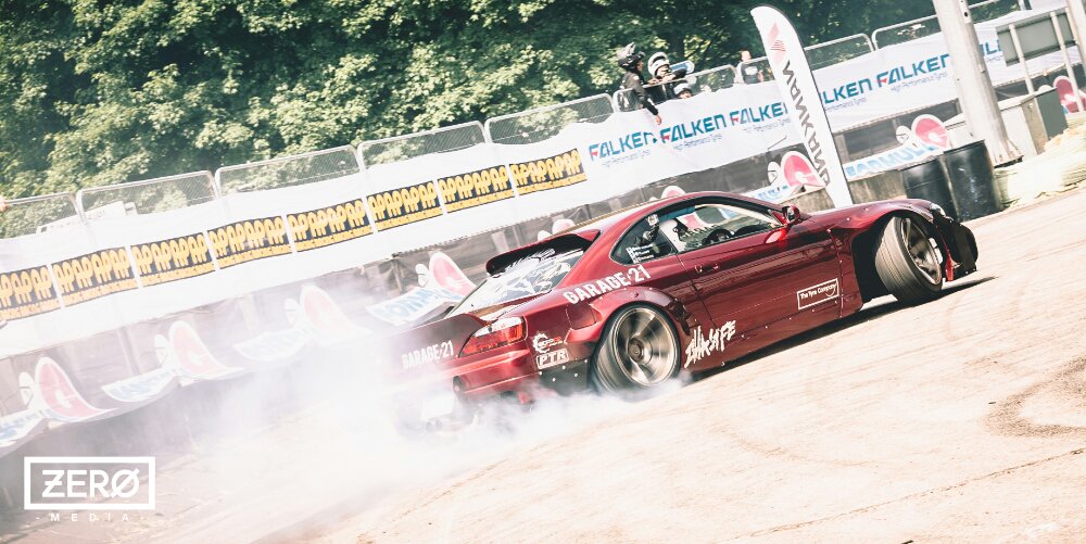 ZeroMediaTV's tweet photo. Awesome weather and great weekend for drifting at #CovMotofest https://t.co/CIiOzBxcL3