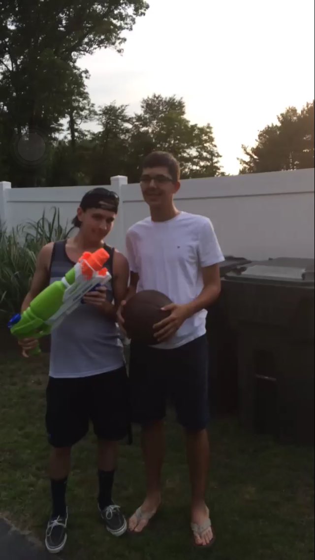 howell_assassin's tweet photo. KUKA AND KELLY ARE ON A KILLING SPREE!! Look out https://t.co/nIrpM3m59Q