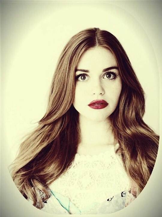 -Cassidy Gilbert 
-OC
-Doppelgänger
-<a href="/WildVixenDRPG/">Cassidy Gilbert</a>