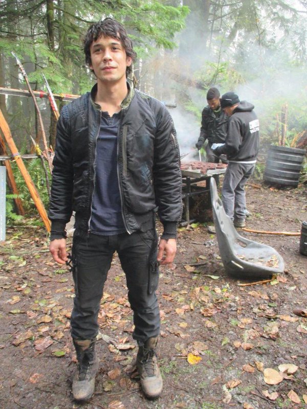 the 100 bts (@t100bts) on Twitter photo 