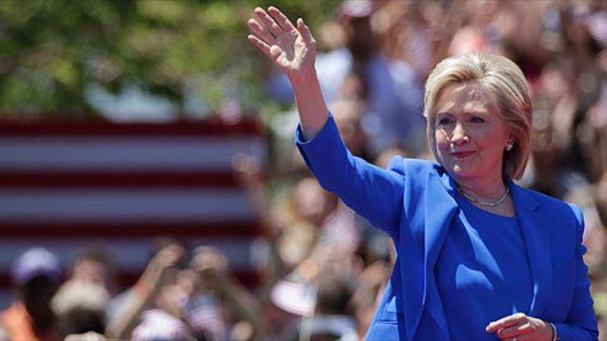 AndrewKilljoy's tweet photo. 🇺🇸 #HillaryChallenge! For every RT this gets, I'll make 1 phone call for @HillaryClinton in #CAPrimary! 🇺🇸 https://t.co/QioNTjVg46