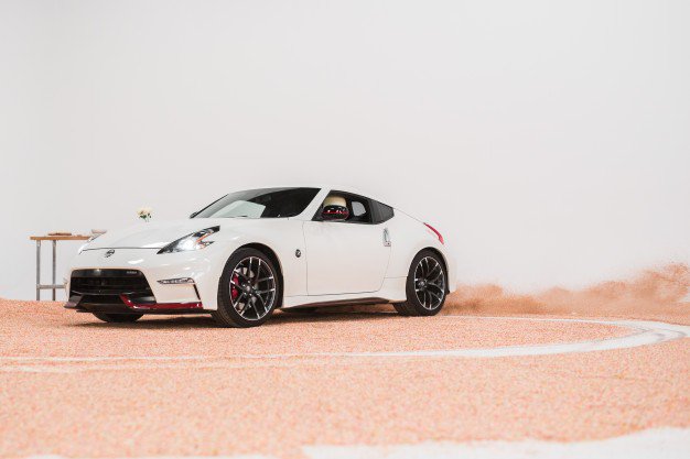 JunkYardsNearMe's tweet photo. .@Nissan Celebrates National #DoughnutDay the Right Way https://t.co/BqFve3FXMa @CARandDRIVER https://t.co/fhDyHHRmOY