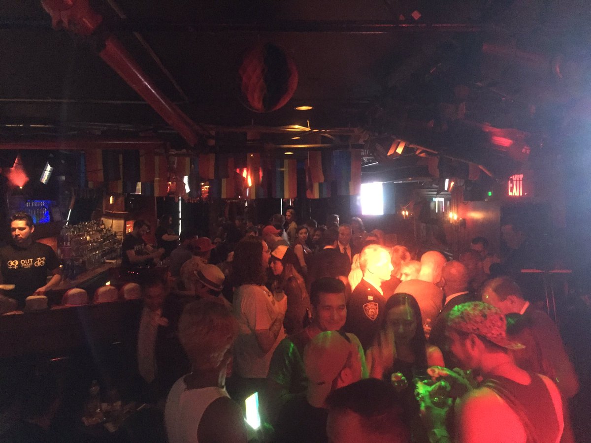 OutSmartLGBTQ's tweet photo. Fun @ the official #outsmartlgbtq Launch part @ the #stonewallinn #outsmartlgbtq #nyc #lgbtq #pride #nycpride https://t.co/Q1Jj4n9Vbl