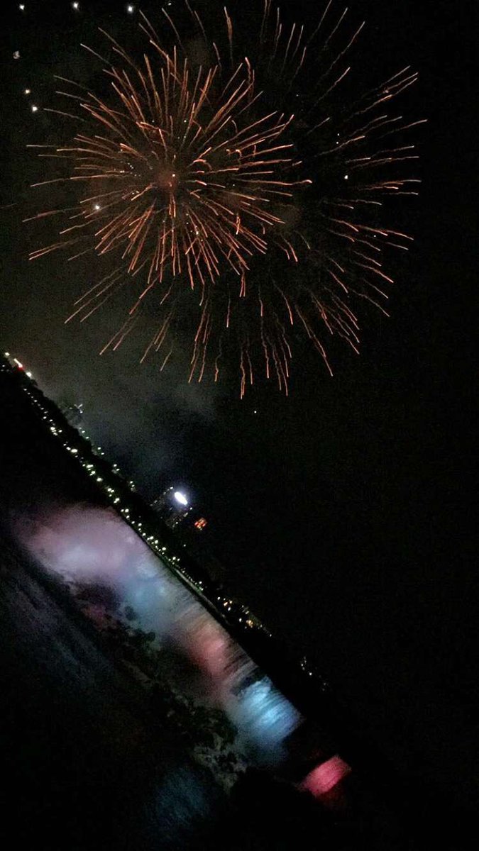 RealBradyFryou's tweet photo. Niagara Falls and Letchworth State Park were lit #Summer6teen #WaterFallin #OVO 🌊🇨🇦👁🗨 https://t.co/Rm13RxqNnJ