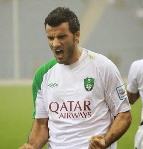 m3l100's tweet photo. من افضل لاعب عربي هذا الموسم على مستوى الاندية الخليجيه؟ 

عمر السومة =ريتويت

عموري =اعجاب

صاحب الطلب: @__xAbdulla https://t.co/5JYtOeoeXZ