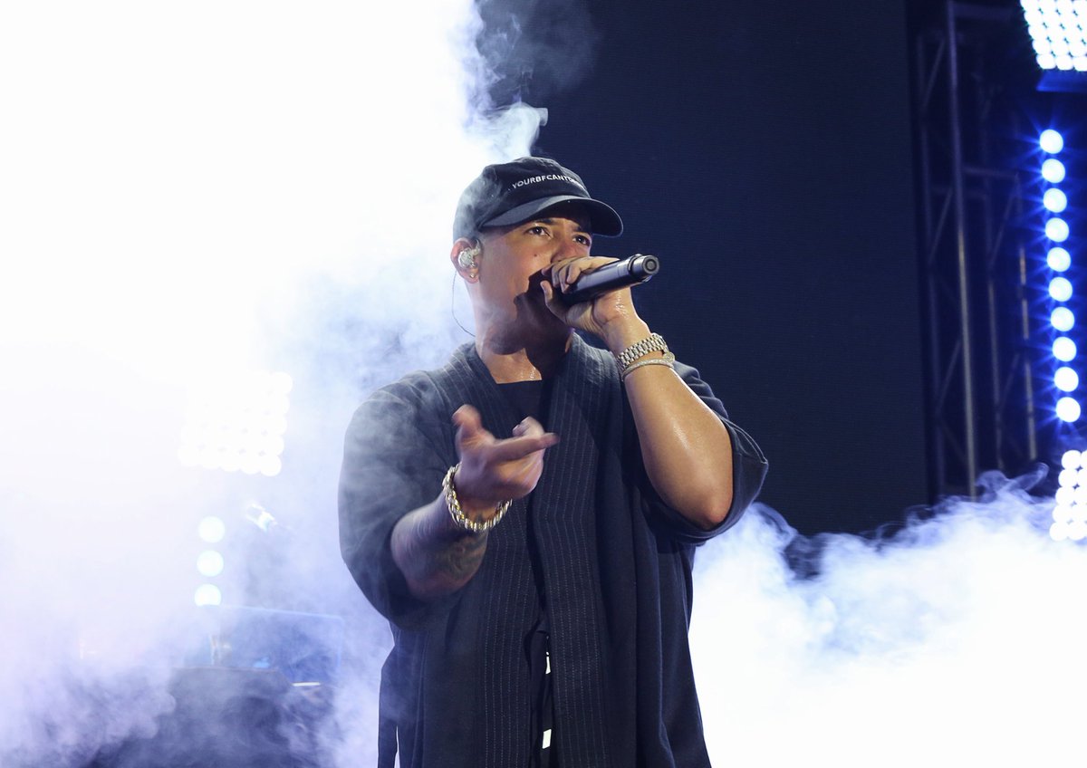 daddy_yankee's tweet photo. #DY https://t.co/ZtGZ5NUUJI