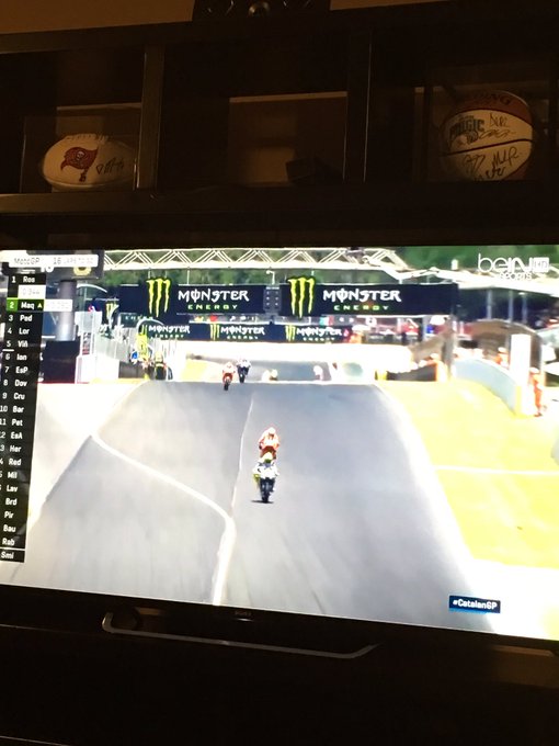 Watching the Gp race from this past weekend. #GOROSSI #46RULES https://t.co/dDecd2uxwi<a href="/tag/gorossi"class="tags">#GOROSSI</a><a href="/tag/46rules"class="tags"><span>#46rules</span></a>
