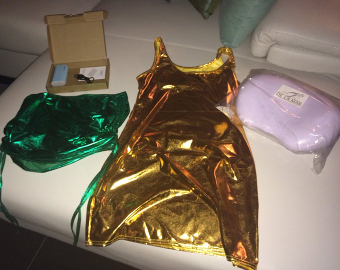 Recent spoilings! Sexy shoes, dresses, some shiny stuff, bikinis &amp; fun gadgets 👏🏻👸🏻💗 https://t.co/cl<a href="/tag/currentmood"class="tags"><span>#currentmood</span></a>