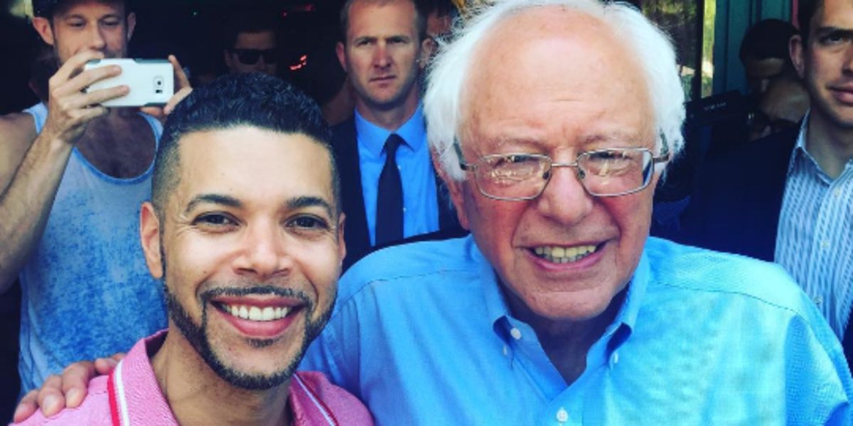 HuffPostPol's tweet photo. Bernie Sanders drops by iconic gay spot for drag brunch https://t.co/40FpbeQAJD https://t.co/8h516OXBNU