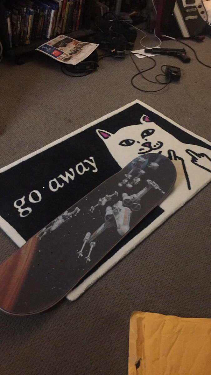 KrakenHedzBro's tweet photo. @RIPNDIP @SilverSkateShop https://t.co/9hfOu5vXyK