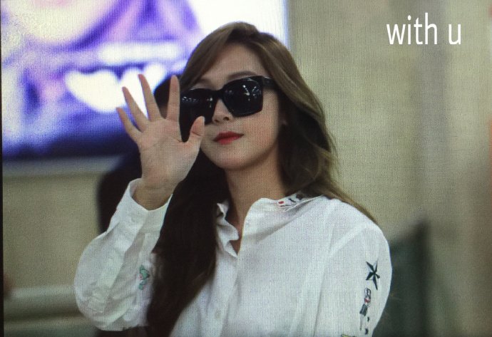 [PIC][07-06-2016]Jessica trở về Hàn Quốc vào trưa nay CkUYIcxVEAAJADW