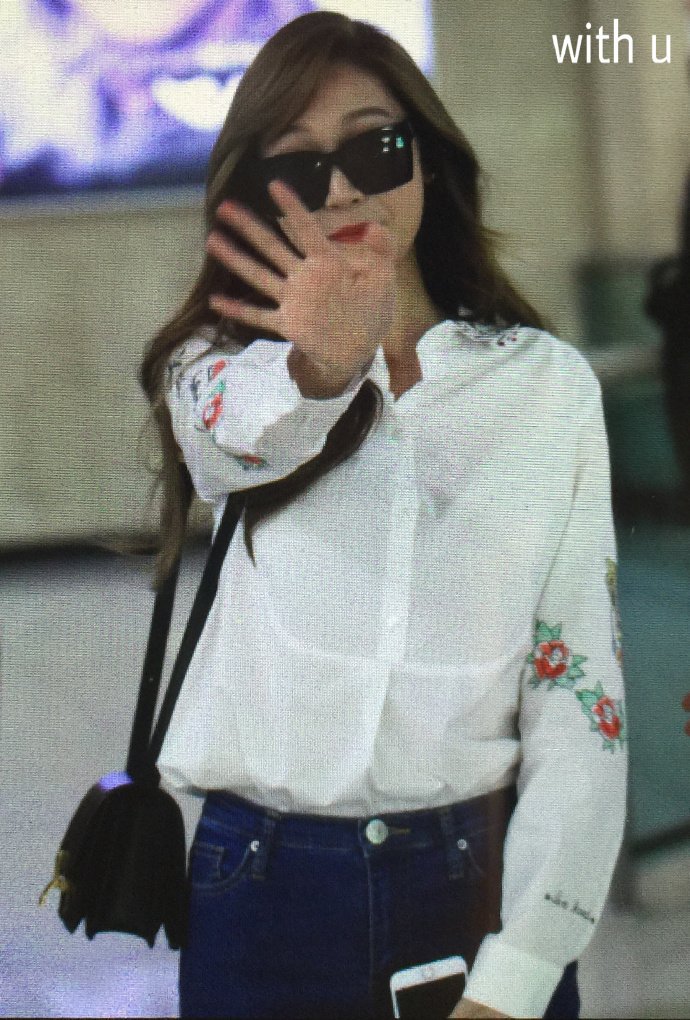 [PIC][07-06-2016]Jessica trở về Hàn Quốc vào trưa nay CkUYNiLUYAAapQn