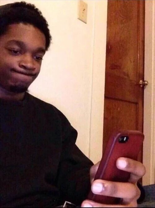 GiA2LAME's tweet photo. When I get a notif but its from Lennon https://t.co/3n6qXMJjBA