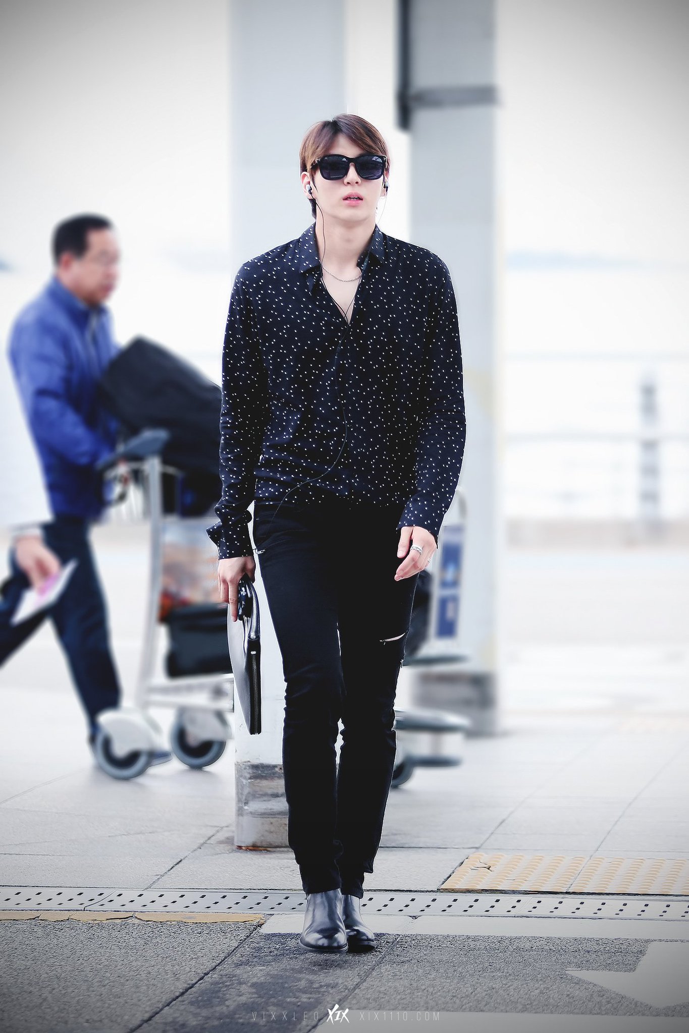 CkUh-QEUgAEZDx1.jpg:large