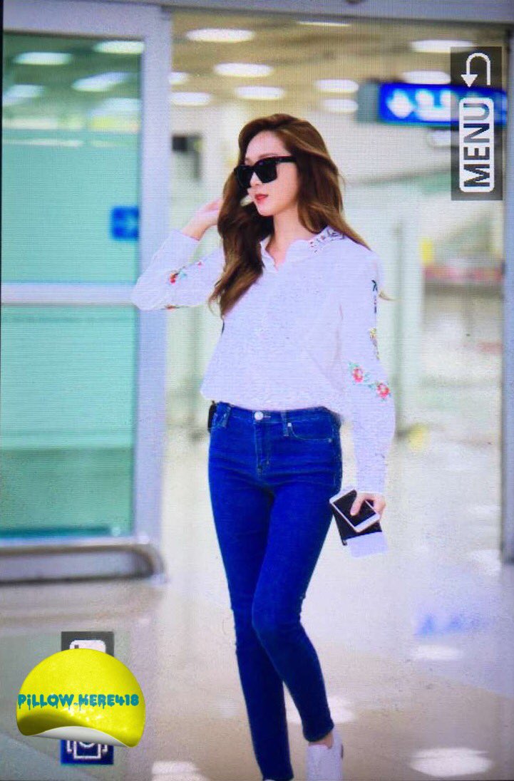 [PIC][07-06-2016]Jessica trở về Hàn Quốc vào trưa nay CkUmtsGWsAAAfuB