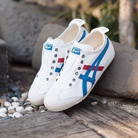 TheNextPair's tweet photo. Are you a #sneakerfreak like we are? Then you need to get your hands on a pair of these Onitsuka Tiger #mexico66 https://t.co/uCbrHKcklo