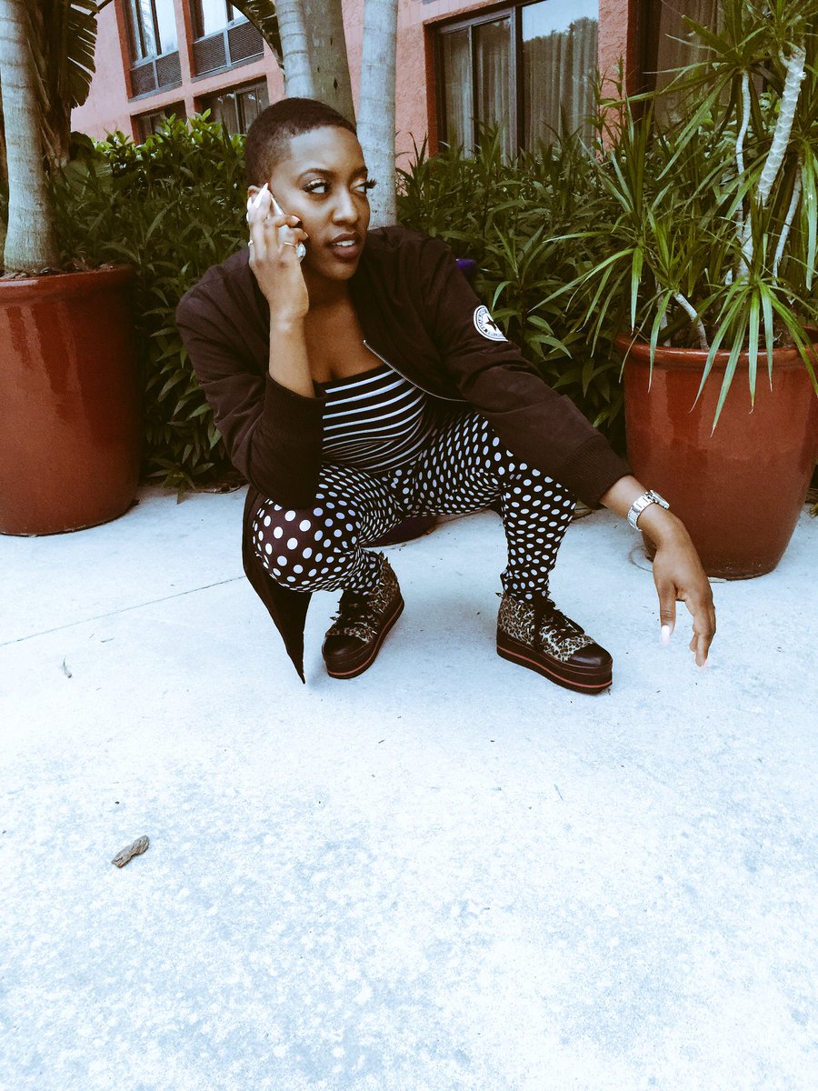 withChandrae's tweet photo. ๐ #NeverRunOutOfContacts https://t.co/kWLTvD0XVY
