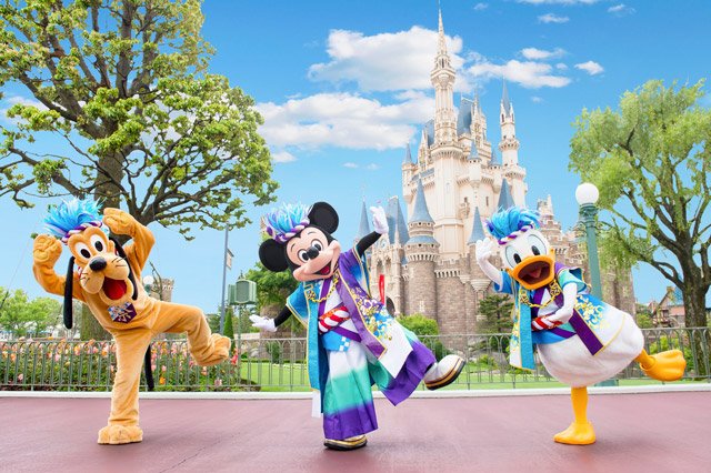 東京ディズニーリゾートpr 公式 初お披露目 夏 のスペシャルイベントの新コスチュームを初お披露目 東京ディズニーランドは 清涼感たっぷりの和テイスト 東京ディズニーシーは キュートなトロピカルフルーツがポイント T Co Fmft0wkmki